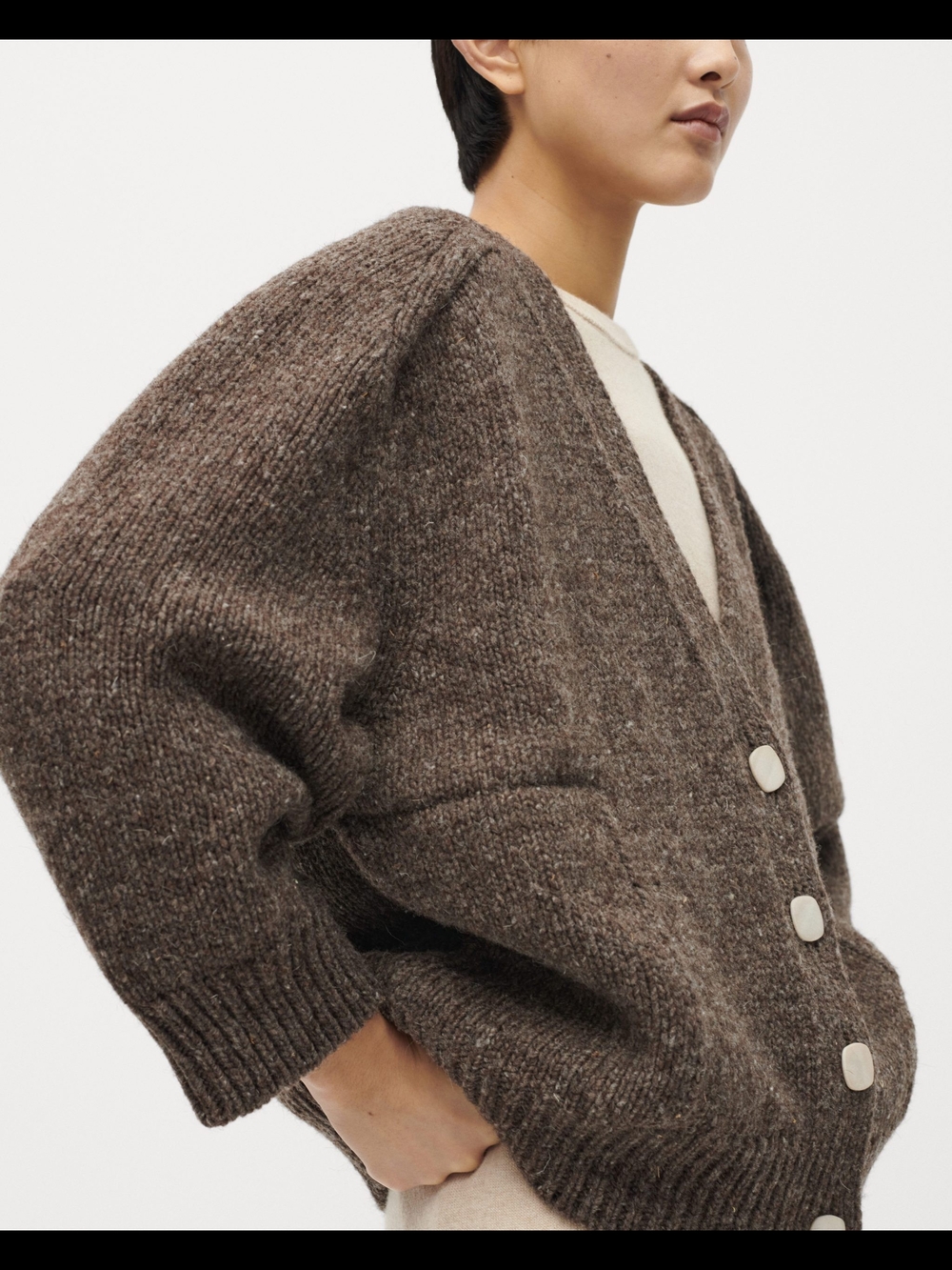 Babaa No.51 Button Cardigan - Picture 4 of 13